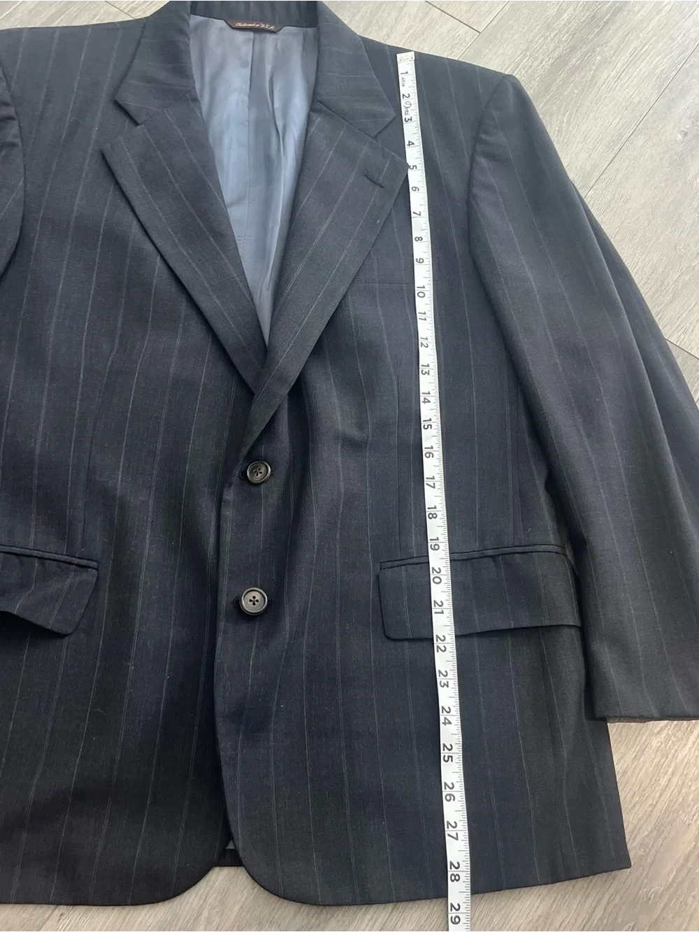 Vintage Sandhurst Club Neiman Marcus Wool Pinstripe Suit USA Approx 44R 32x27